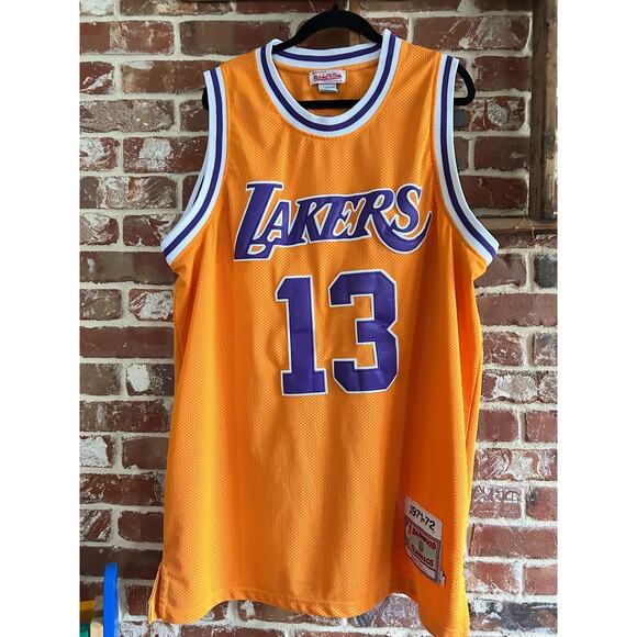 Men's Wilt Chamberlain Gold Los Angeles Lakers 1971/72 Hardwood Classics Jersey